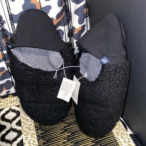 SALE! GAP SHEPRA COZY SLIPPERS
